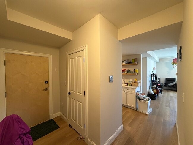 Building Photo - 43 Pitman St