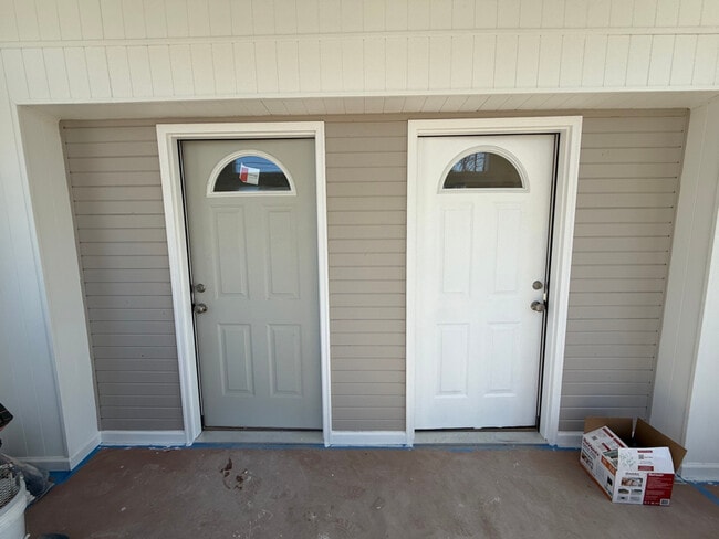 Foto del edificio - 213 N East St