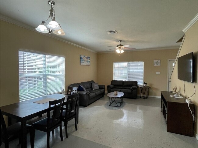 Foto del edificio - 6909 Appomattox Dr