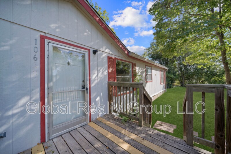 Foto principal - 106 Haeckerville Rd