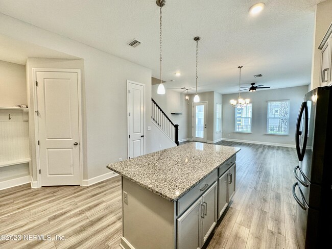 Building Photo - 11477 Surfline Ct