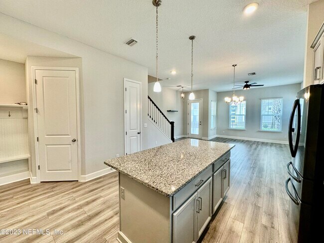 Foto del edificio - 11477 Surfline Ct