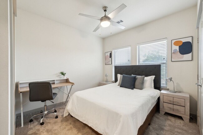 Foto del edificio - 2051 Mayfield Pkwy