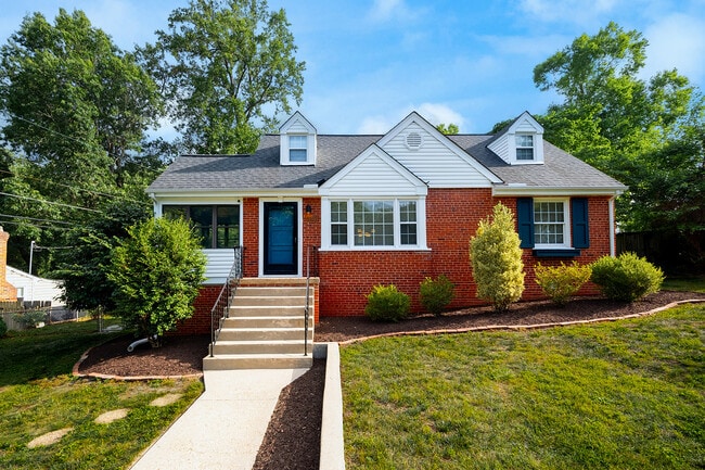 Building Photo - 8307 Rolando Dr