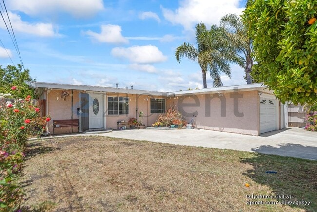 Building Photo - 28179 Tampa Ave