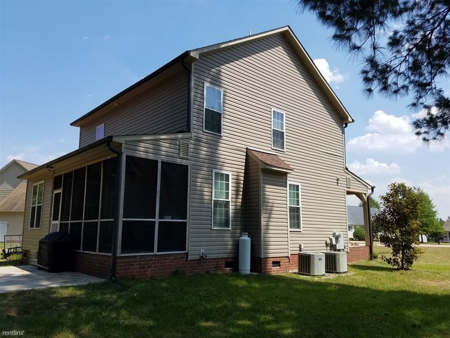 Building Photo - 41 Long Ridge Ct