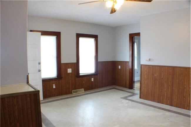 Building Photo - 39 Burrill Ave
