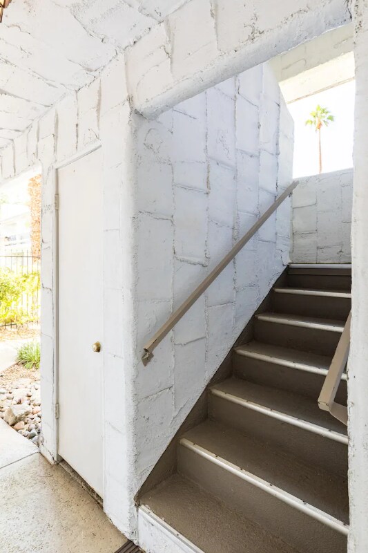 Building Photo - 5245 E Waverly Dr