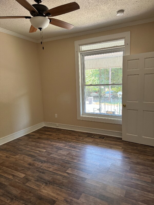 Building Photo - 1608 W Grand Ave