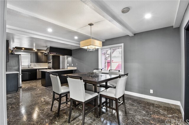 Foto del edificio - 1579 N Glassell St