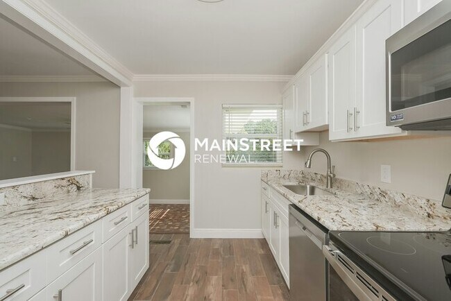 Foto del edificio - 3 Bedroom Pet-Friendly Home in LAKELAND, F...