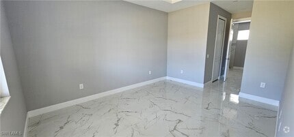 Building Photo - 4706 6th St W