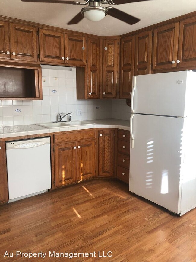 Building Photo - 3 br, 1 bath House - 2319  BELL ST
