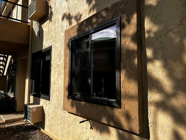 Foto del edificio - 8448 New Salem St