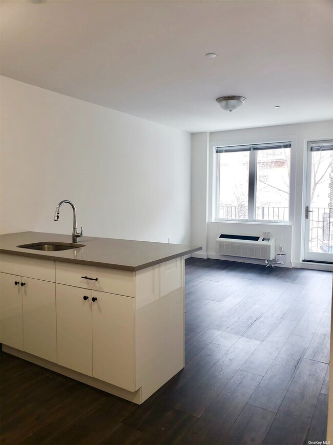 Foto del edificio - 25-53-53 38th St