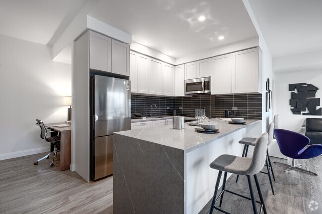 Interior Photo - The Whitney on Redpath