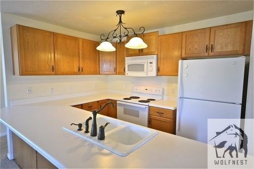 Foto principal - 9245 Jefferson Cove