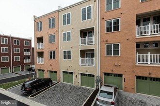Building Photo - 621 McKenzie Ave