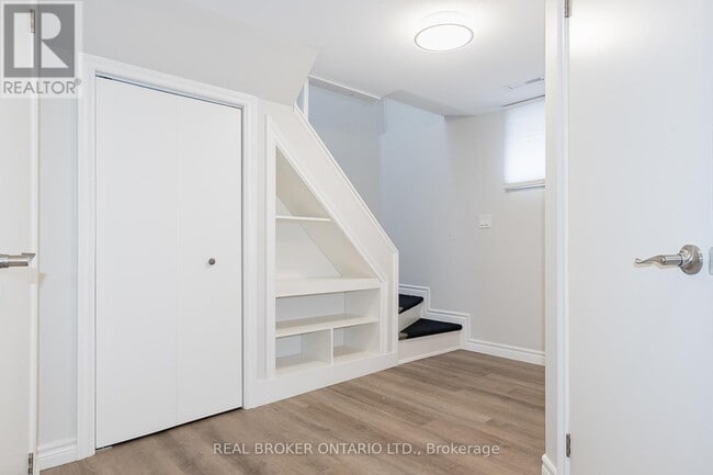 Photo du bâtiment - 336-336 Kingsleigh Ct