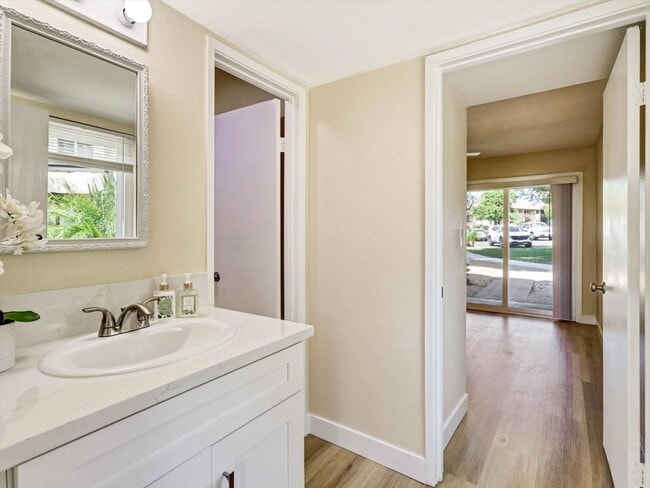 Building Photo - 64281 Spyglass Ave