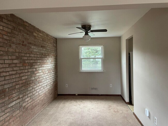 Foto del edificio - 2 Bedroom Townhome in Moon