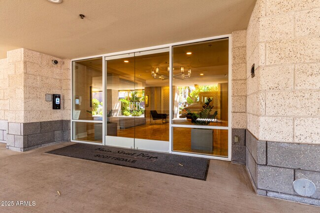 Foto del edificio - 3801 N Goldwater Blvd