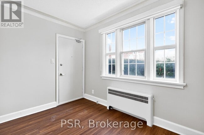 Building Photo - 1365 Bayview Ave