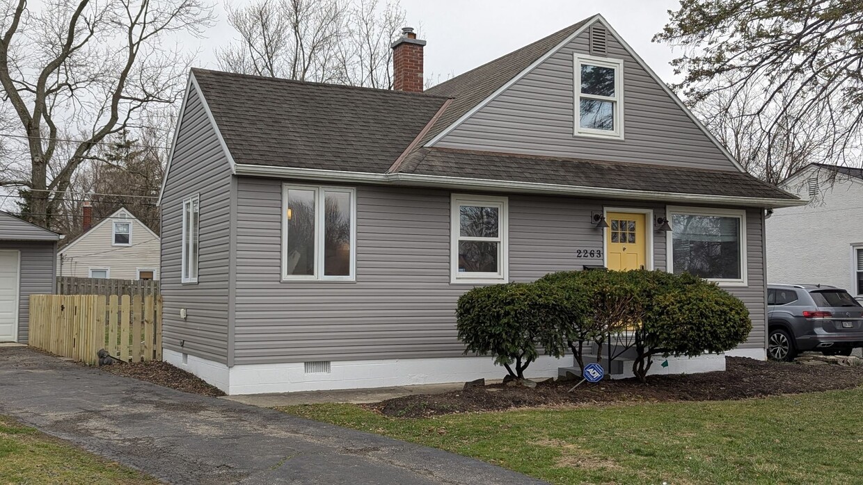 Primary Photo - 3 Bedroom Single Family Home - Upper Arlin...