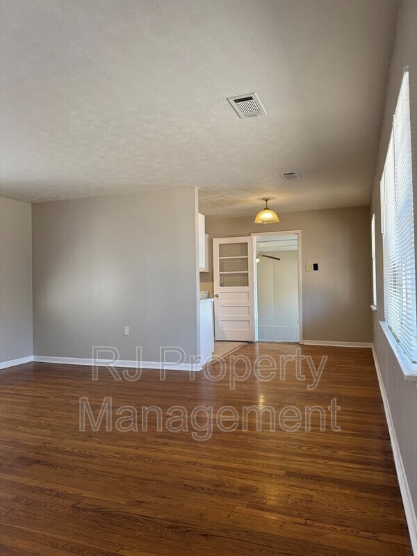 Photo - 3008 Sienna Rd House