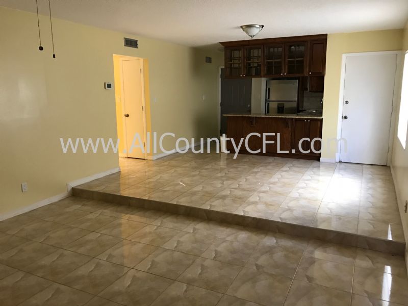 Building Photo - 1000 N Semoran Blvd