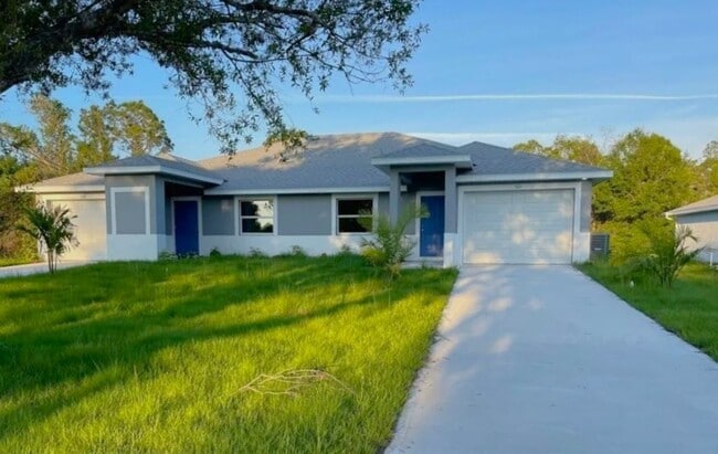 Photo - 3/2/1 - GREAT LOCATION IN LEHIGH ACRES- BELL BLVD Townhome