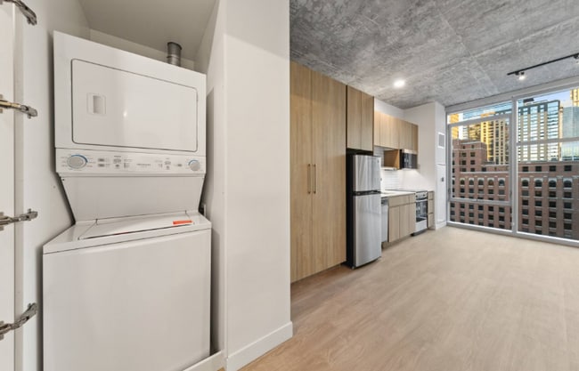 Foto del edificio - 856 N Wells St