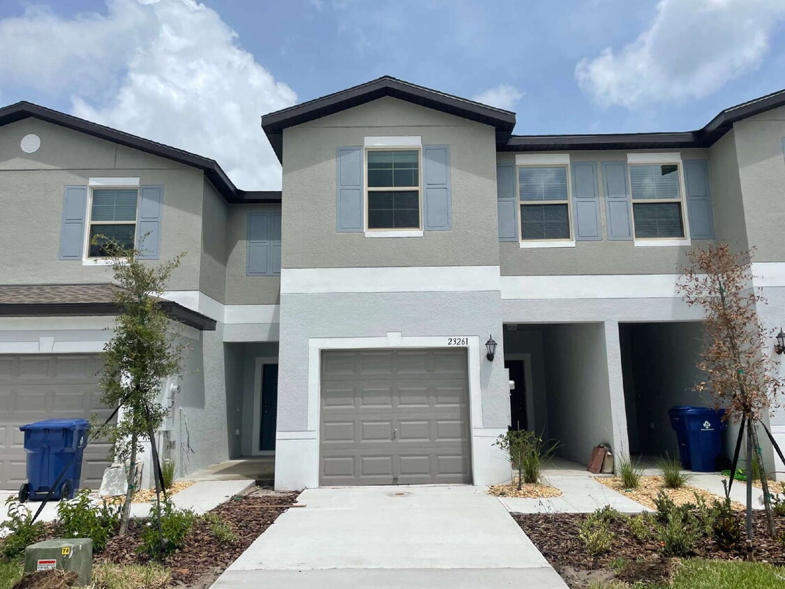 Photo - 23261 Willow Glen Way Lutz, FL 33549, US