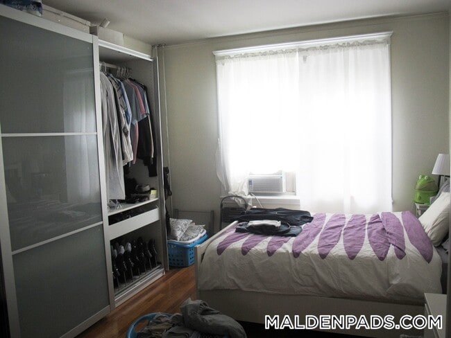 Foto del edificio - 88 Maple St