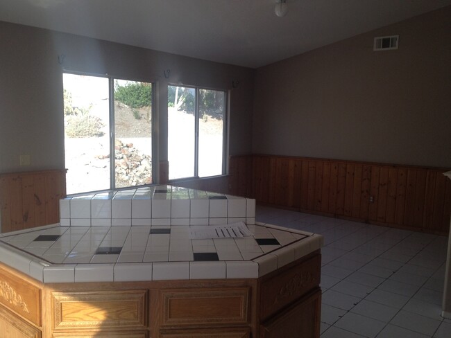 Foto del edificio - ! ! YOUR NEW HOME IS READY TO MOVE INTO NO...