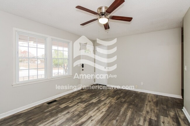 Building Photo - 113 Eleta Dr