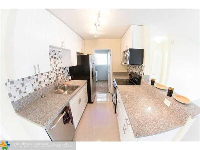 Foto del edificio - 4108 SW 21st St