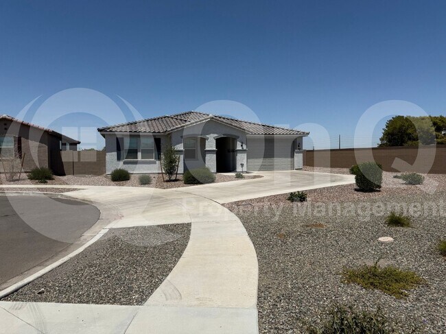 Building Photo - 9320 S 30th Ln