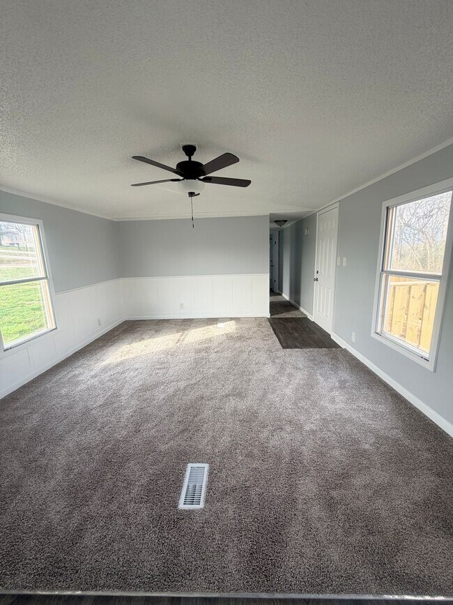 Building Photo - Cypress Break Mobile Home Rental Available Now