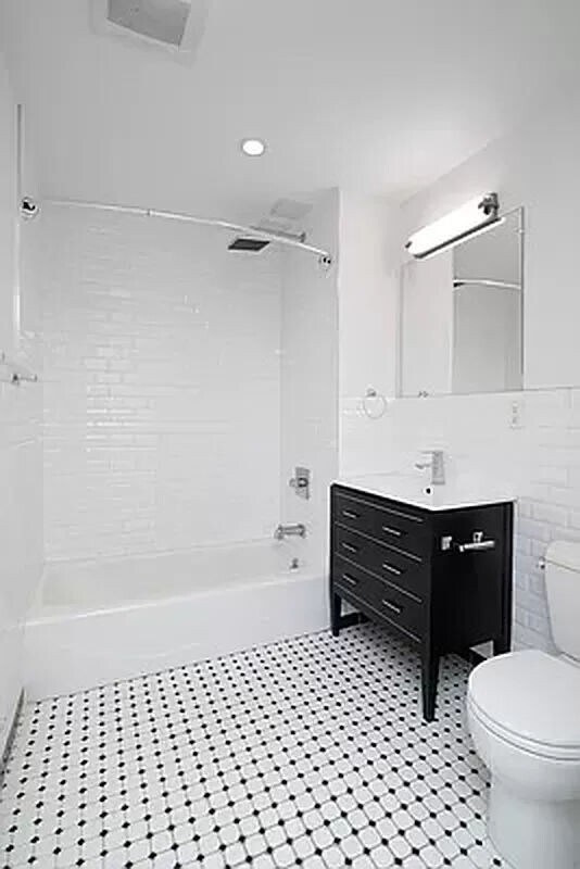 Building Photo - 57 Graham Avenue
