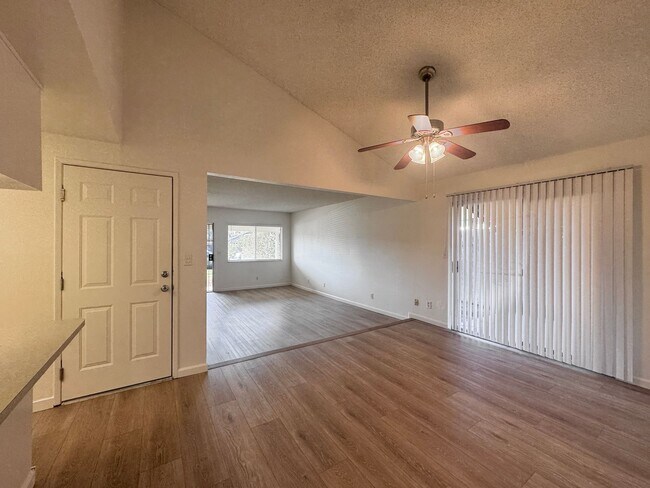 Foto del edificio - 7031-7033 Peachtree Ave