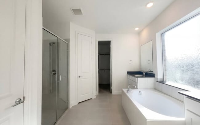 Building Photo - 8642 Steiger Trl