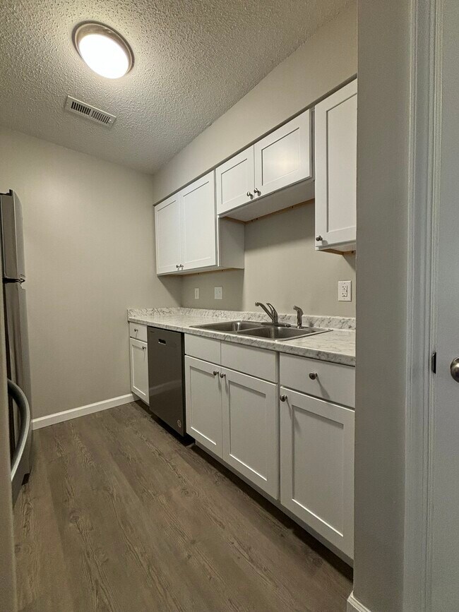 Cocina - 511 Mystic Dr