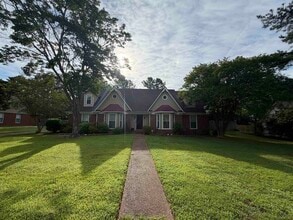 Building Photo - 956 Rolling Oaks Ln