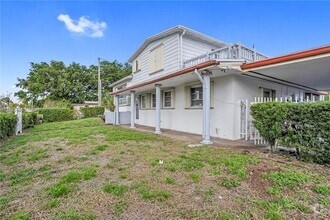 Building Photo - 141 McArthur Pkwy