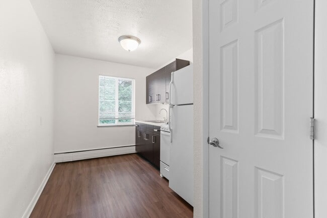 Building Photo - 6130 W 40th Ave