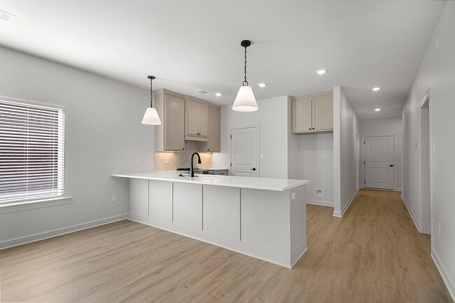 Building Photo - West Little Rock - 1500 SqFt New Constuction 3 Bed 2 Bath off Kanis Road