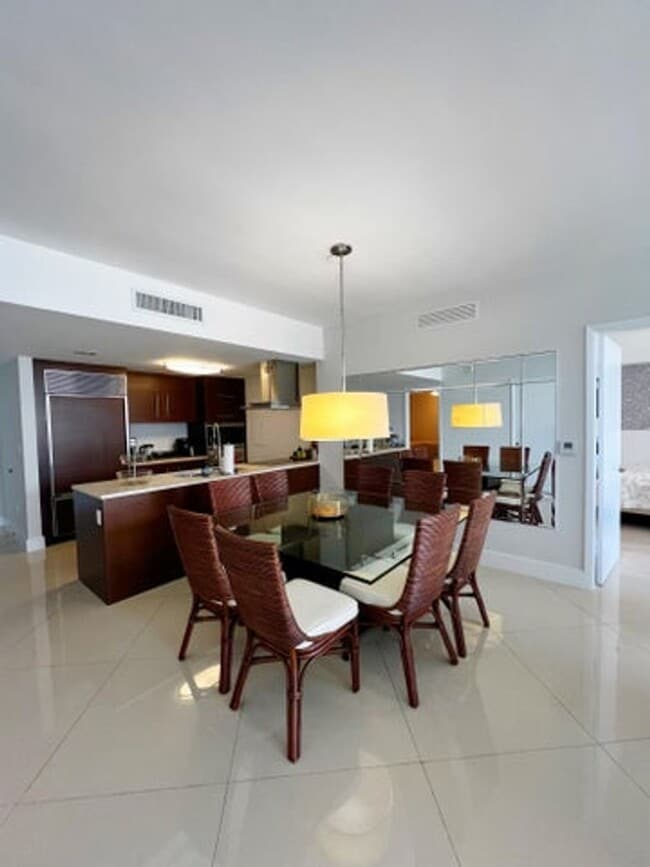 Photo - 495 Brickell Avenue 1605 House