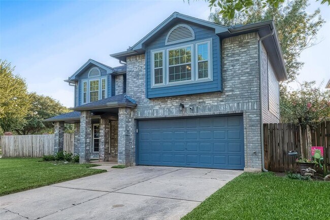 Foto del edificio - 2122 Courtshire Ln