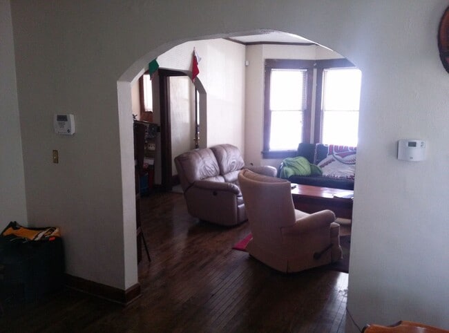 Building Photo - 2579 N Frederick Ave